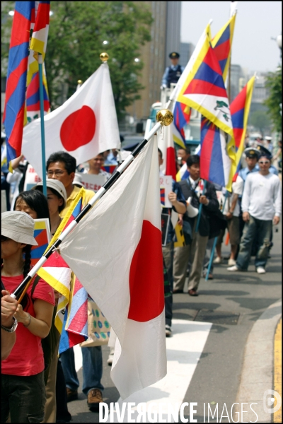 G8 - Manifestation pour la liberte du Tibet ( version Extreme Droite )