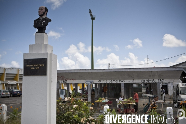 Guadeloupe : a portrait of an island #### portrait d une ile