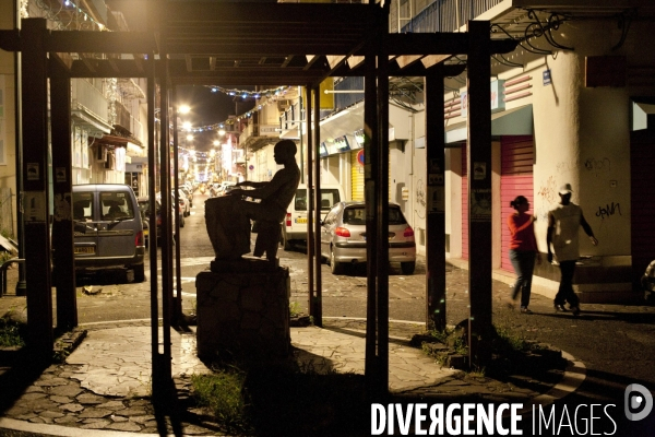 Guadeloupe : a portrait of an island #### portrait d une ile