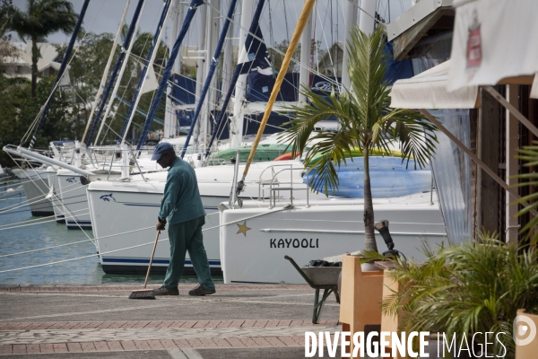 Guadeloupe : a portrait of an island #### portrait d une ile