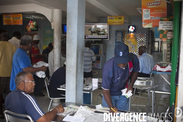 Guadeloupe : a portrait of an island #### portrait d une ile