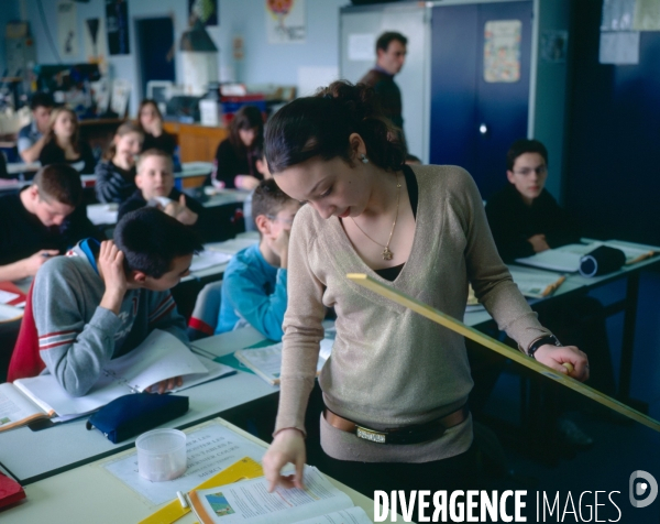 Enseignement , les collèges ///  Education, secondary schools