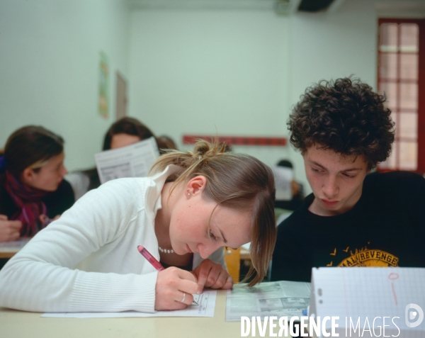 Enseignement , les collèges ///  Education, secondary schools