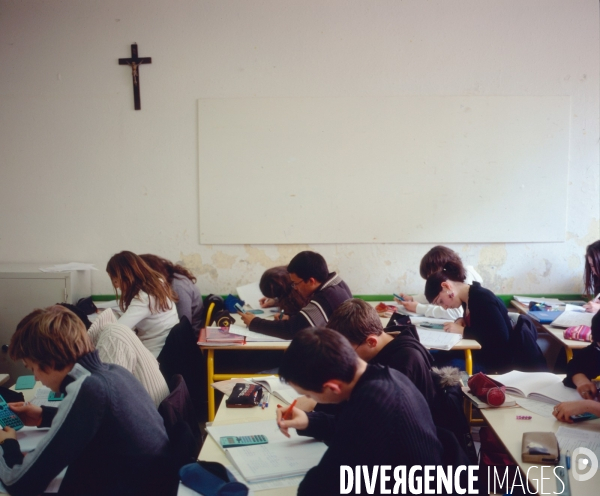 Enseignement , les collèges ///  Education, secondary schools