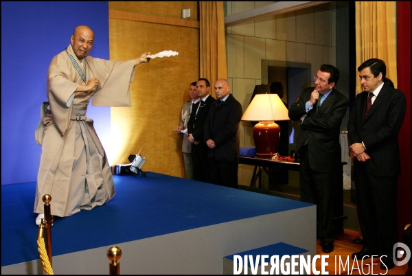 Visite de Francois Fillon au Japon