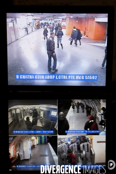 Illustration dans les salles de vidéo-surveillance de la police et de la RATP à la maison de la RATP