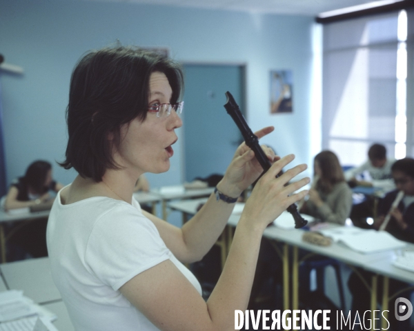 Enseignement , les collèges ///  Education, secondary schools