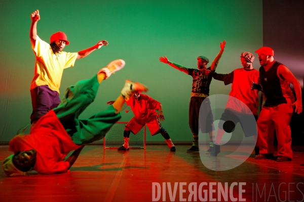 Quel cirque ! , chorégraphie Blanca Li avec le Collectif Jeu de Jambes