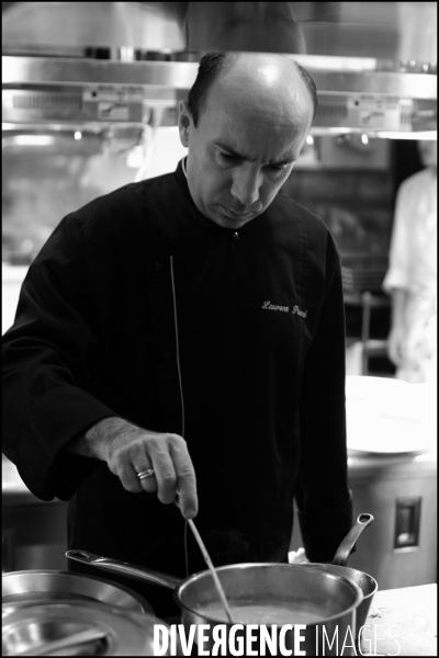 Les frères Jacques et Laurent POURCEL dans leur restaurant Sens & Saveurs de Tokyo