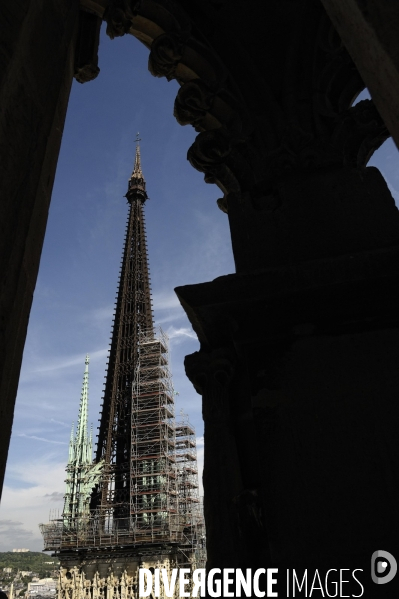 Refection des clochetons de la cathédrale de Rouen