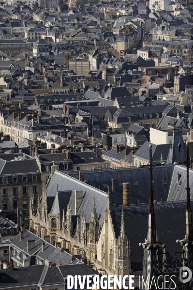 Refection des clochetons de la cathédrale de Rouen