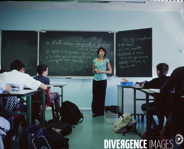 Enseignement , les collèges ///  Education, secondary schools