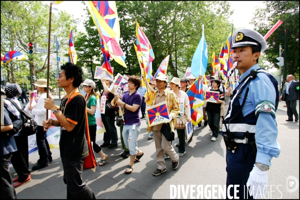 G8 - Manifestation pour la liberte du Tibet ( version Ami du Tibet )