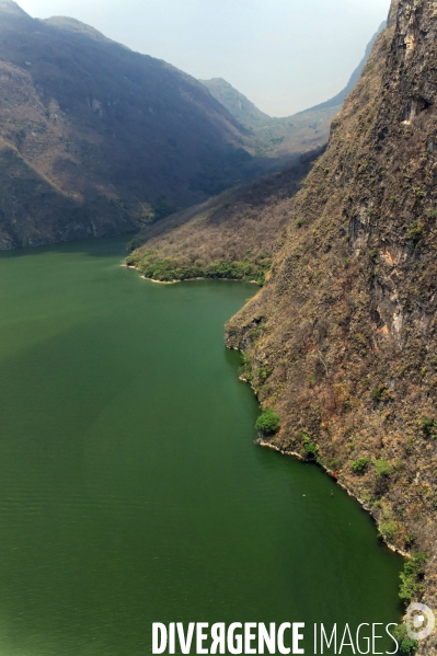 MEXIQUE: Etat du CHIAPPAS - Diversite naturelle, geograaphique, ethnographique et culturelle