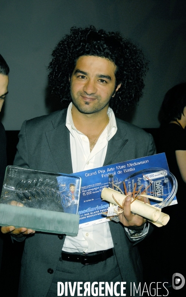 Le realisateur irakien mohamed al-daradji recois le grand prix arte mare mediavision pour son film  alham  au festival du film arte mare de bastia