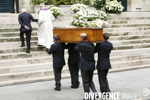 Les obseques d Yves Saint Laurent celebrees en l eglise Saint-Roch