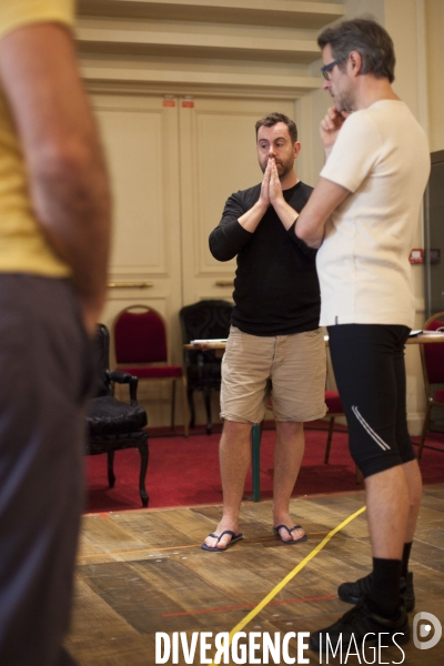 Dans les coulisses des répétitions de la comédie musicale  Mama mia  au théatre Mogador.