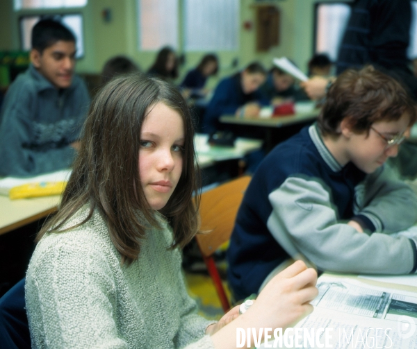 Enseignement , les collèges ///  Education, secondary schools