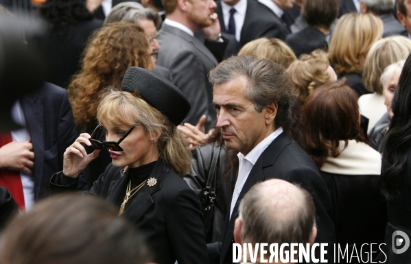 Les obseques d Yves Saint Laurent celebrees en l eglise Saint-Roch