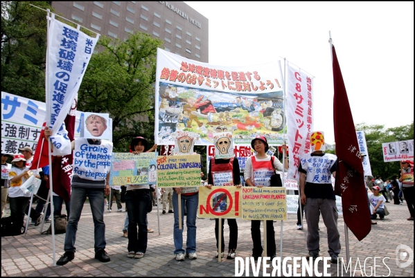 Manifestation contre le G8 a Sapporo