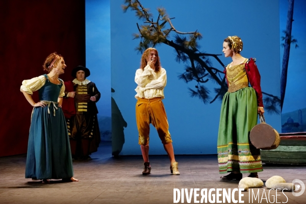 Dom Juan Ou Le Festin De Pierre De Molière Mise En Scène De Jean