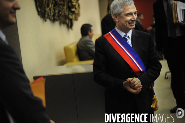 Election de Claude Bartolonne