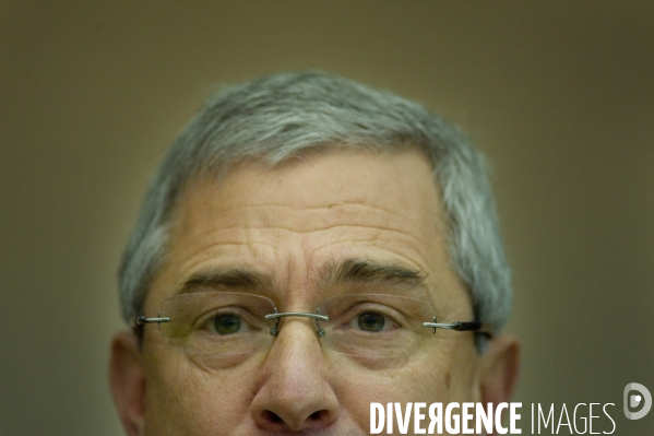 Election de Claude Bartolonne