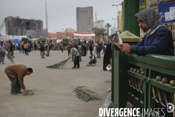 A day in the life of al tahrir square - un jour dans la vie de la place al tahrir