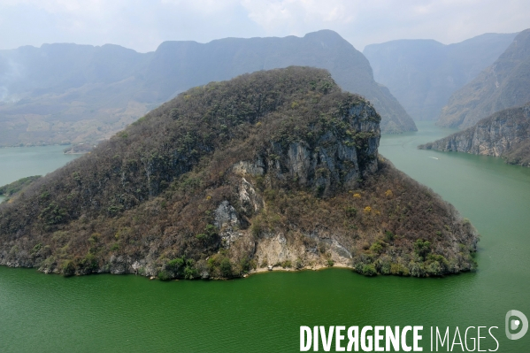 MEXIQUE: Etat du CHIAPPAS - Diversite naturelle, geograaphique, ethnographique et culturelle