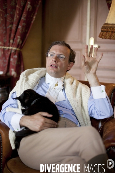 Jean-Christophe Iseux, Baron von Pfetten, dans son chateau de Selore.