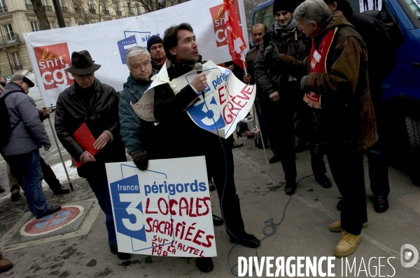 Manifestation contre le projet de loi de l audiovisuel public.