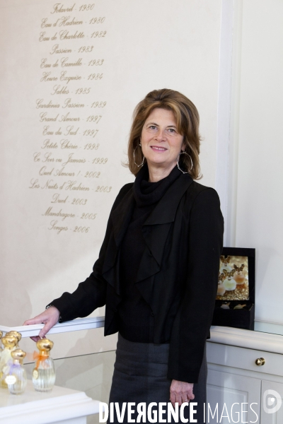 Brigitte Taittinger,  PDG des parfums Annick Goutal dans la boutique Annick Goutal, place Saint-Sulpice à Paris