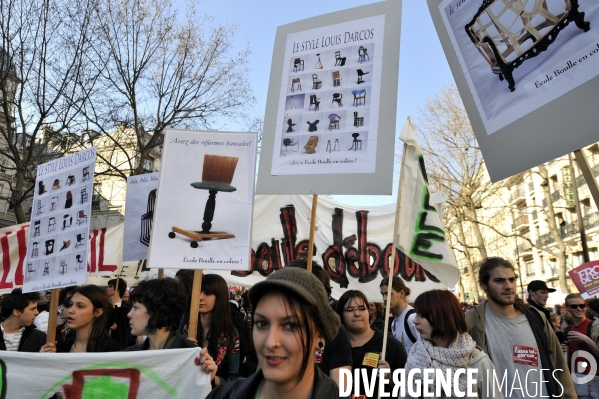 Manif anti - gouvernementale du 19 mars a paris.