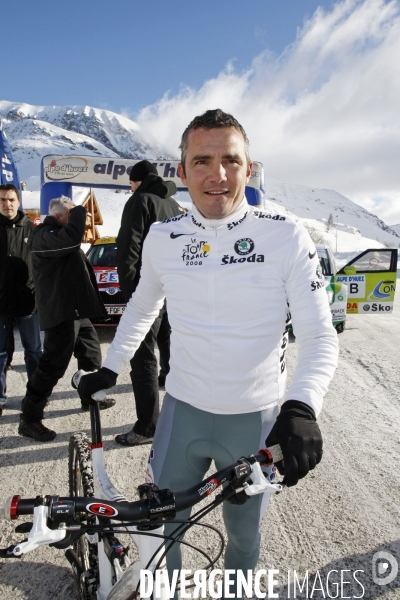 Le Team Skoda - Castrol avec Richard VIRENQUE, en VTT à l Alpe d Huez.