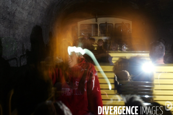 Balade en train Jaune