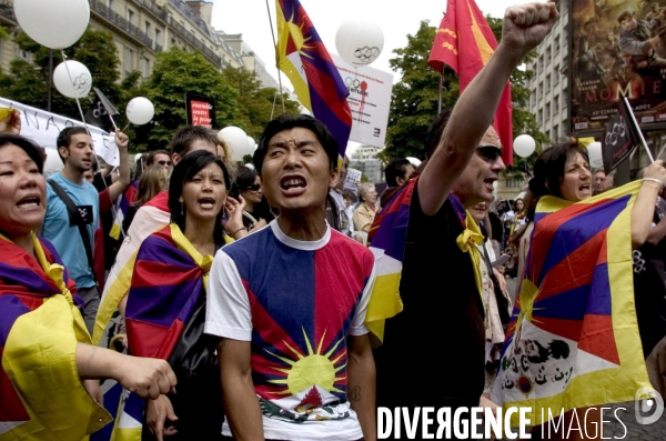 Manifestation contre la repression chinoise au Tibet.