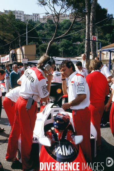 Alain PROST. Champion du Monde F1 - 1985. 20ème Anniversaire de son premier titre.