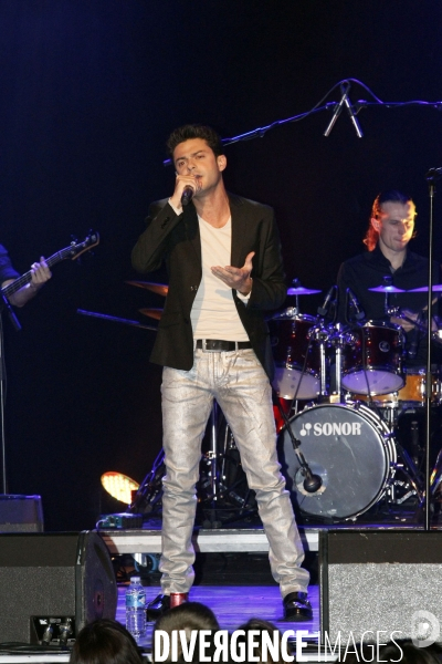 Grégory BAKIAN EN CONCERT à l Alhambra de Paris.