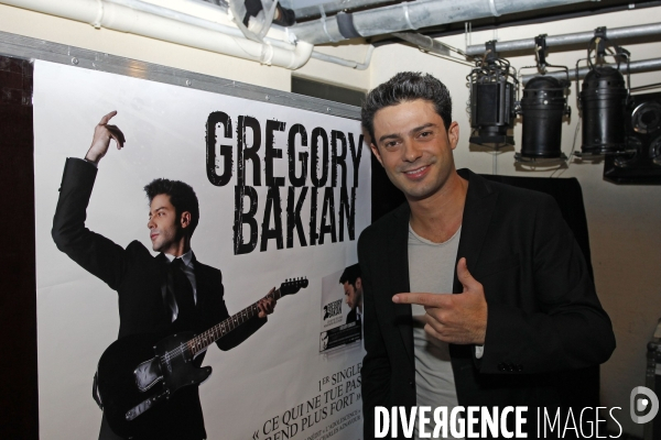 Grégory BAKIAN EN CONCERT à l Alhambra de Paris.