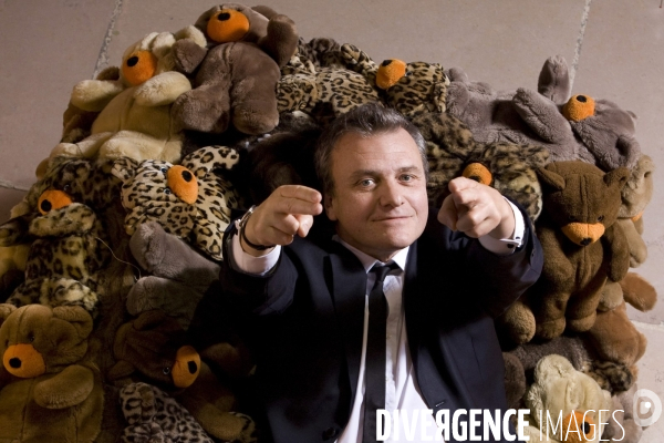 Portrait de Jean-Charles de Castelbajac, créateur de mode, styliste,