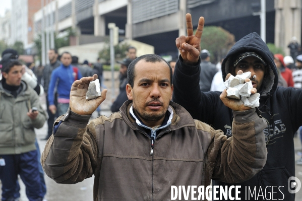 Manifestation et violence policiere a tunis