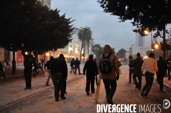 Manifestation et violence policiere a tunis