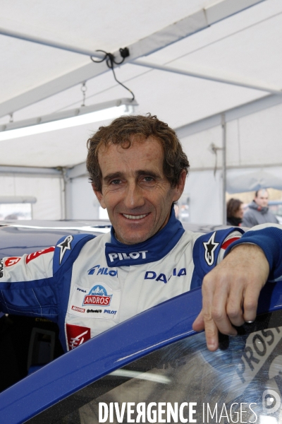 Alain PROST avec le Team DACIA au Trophée Andros.