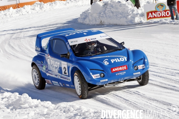 Nicolas et Alain PROST, sur la plus haute marche du podium, en Andorre.