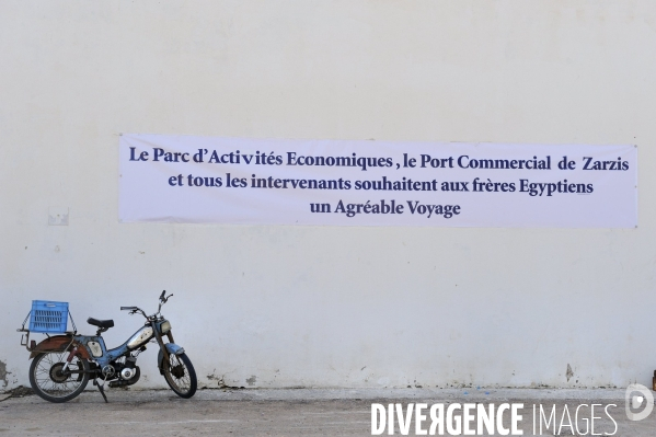 Mission humanitaire du navire militaire mistral