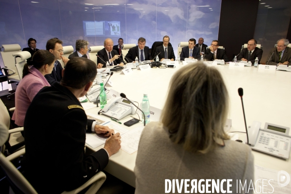 Réunion de la cellule de crise (Centre interministeriel de crise) place beauvau, en présence du ministre de l intérieur Brice Hortefeux, à l occasion des mouvements sociaux liés à la loi sur les retraites.