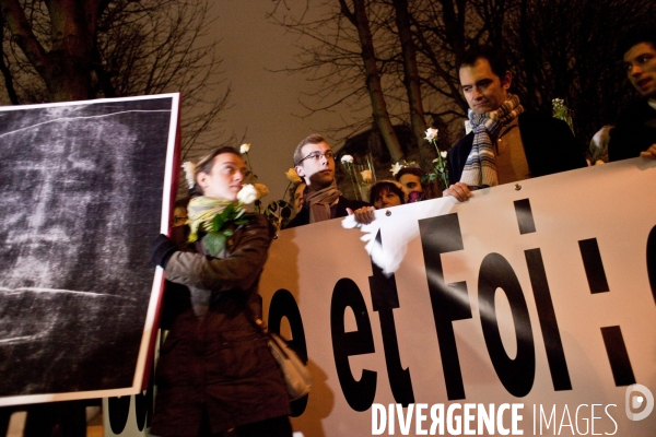 Manifestation contre Golgota Picnic à l appel de Culture et Foi