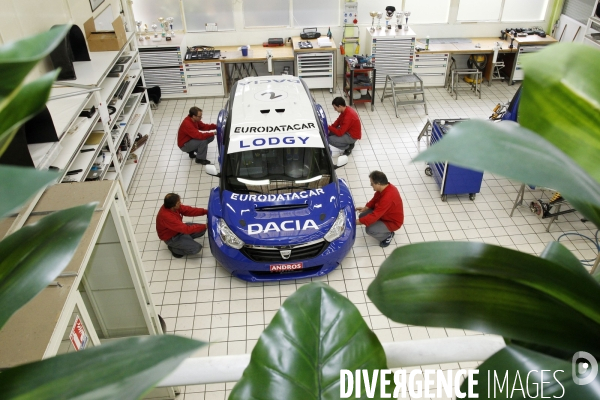 Team DACIA pour le Troophée Andros 2011 / 2012.
