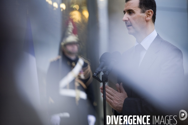 Le président de la République Française Nicolas Sarkozy accueille le président syrien Bachar al-Assad au Palais de l Elysée, pour sa deuxième visite officielle en France.