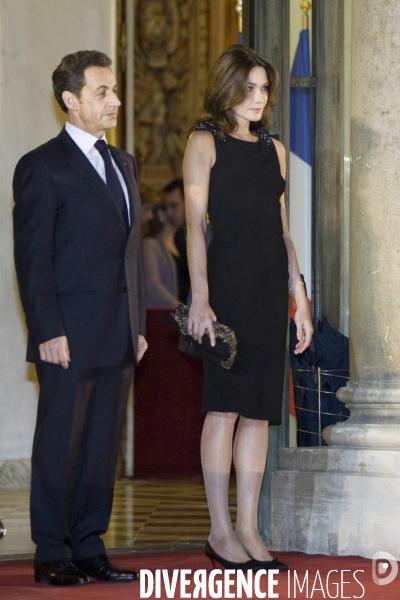 Nicolas Sarkozy et Carla Bruni-Sarkozy reçoivent le Président Irakien Jalal Talabani et son Epouse Hero Talabani pour un diner d Etat